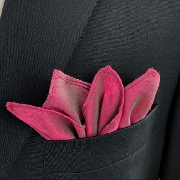 Men’s Navy Vintage Floral Print Necktie & Silk Pocket Square Set - Picture 9 of 12